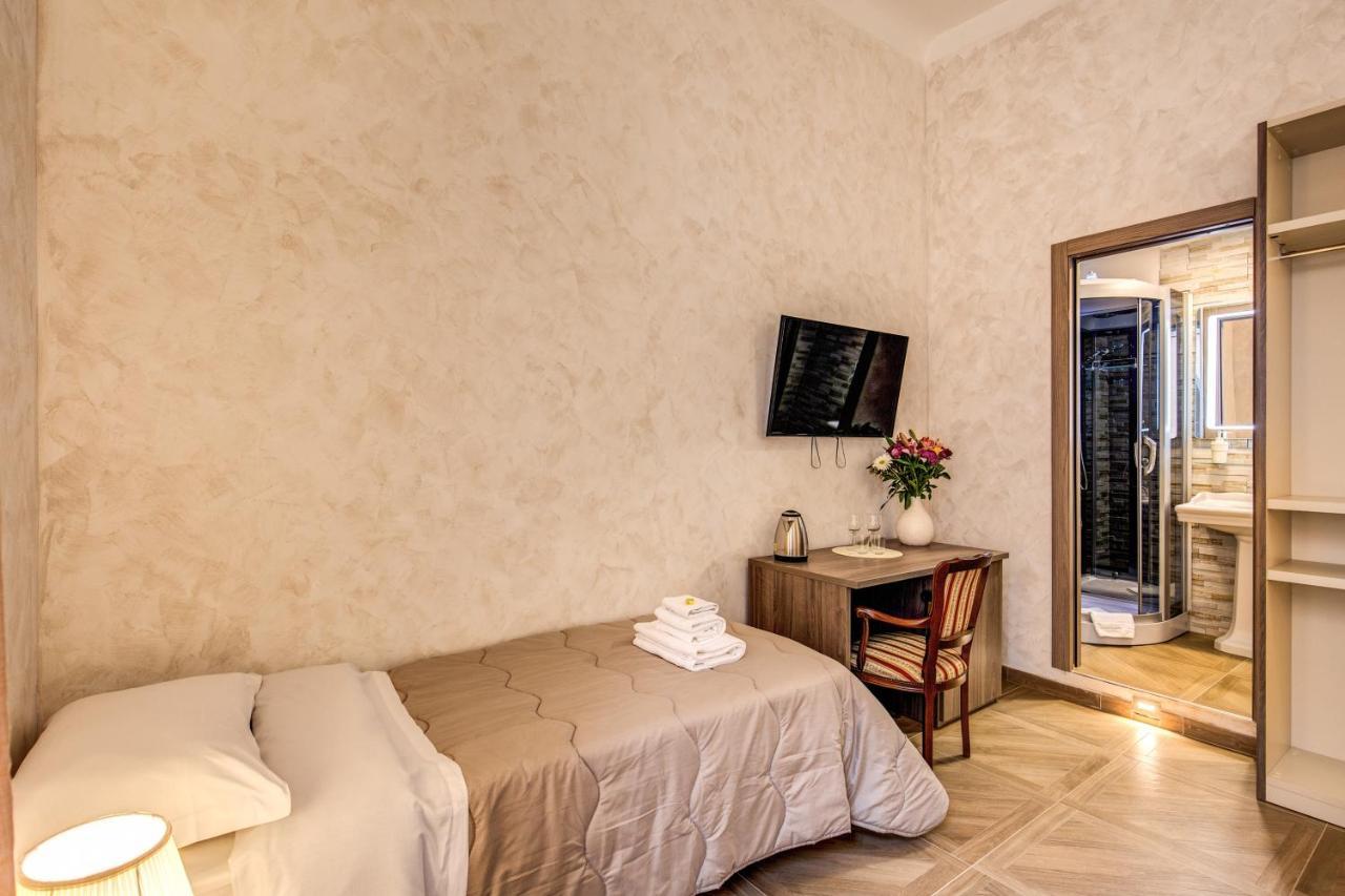 Amici Guesthouse Roma Exterior foto