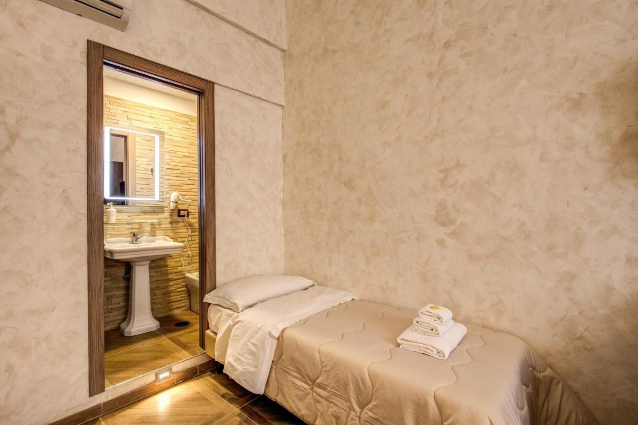 Amici Guesthouse Roma Exterior foto